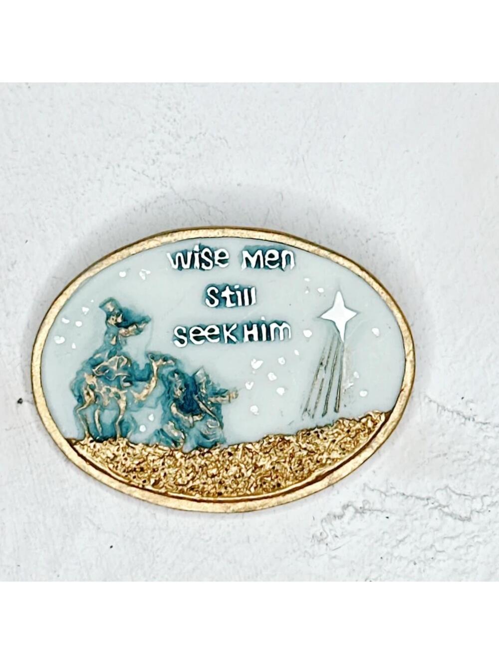 498u. Wise Men Still Seek Him Christmas Brooch